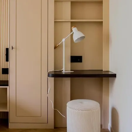 Appartement De Trois *